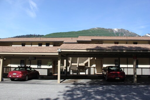 Building Photo - 2147 Crow Hill Dr