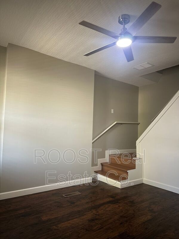 Foto del edificio - 270-272 S Yale Ave