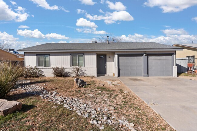 Foto del edificio - 417 Gaslight Ln SW