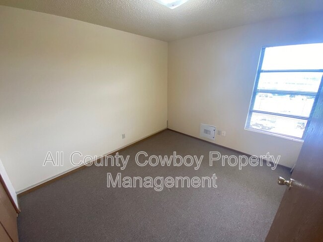 Building Photo - 3330 Joanna Brunner St