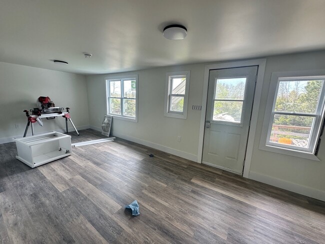 Photo du bâtiment - 25 Heartz Rd