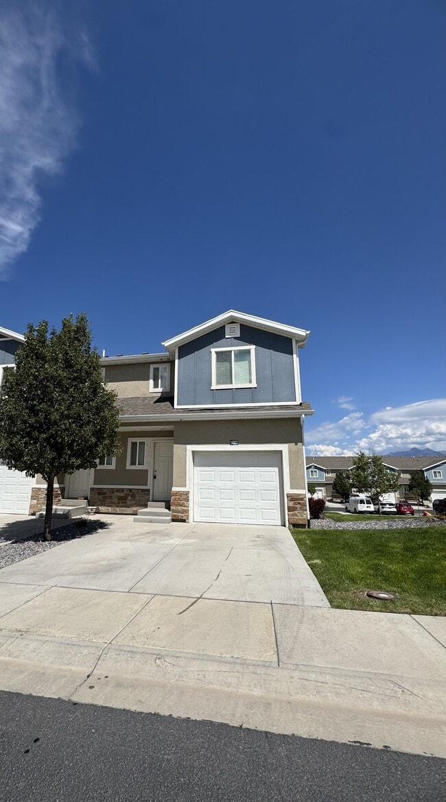 Building Photo - 14917 S Lost Miner Ln