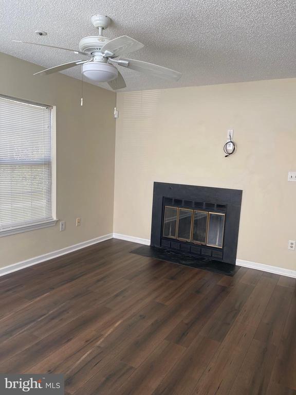 Foto del edificio - 15615 Easthaven Ct