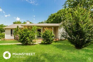 Building Photo - 4930 Cloverhill Dr