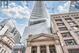 Building Photo - 197 Yonge St