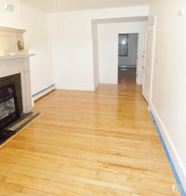 Foto del edificio - 4 bedroom in Allston MA 02134