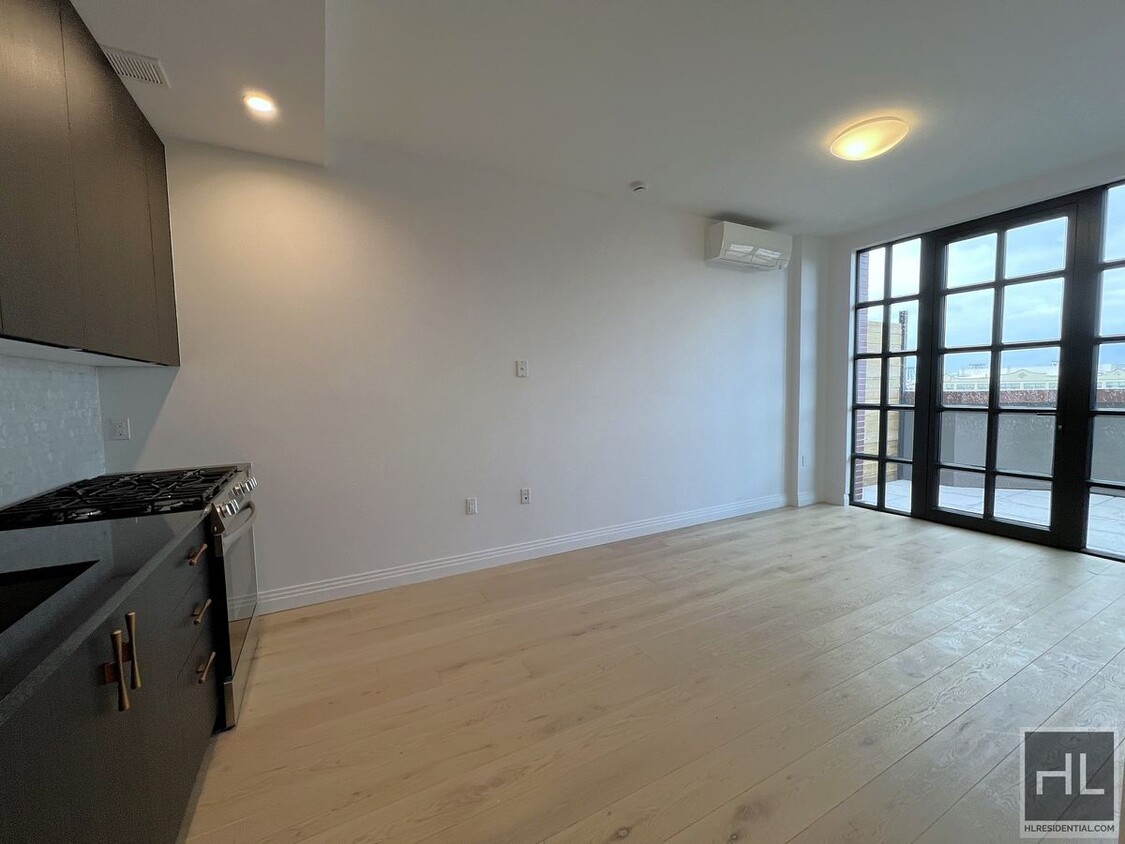 Foto principal - Brand New 1 bedroom/1 Bathroom apt w/ priv...