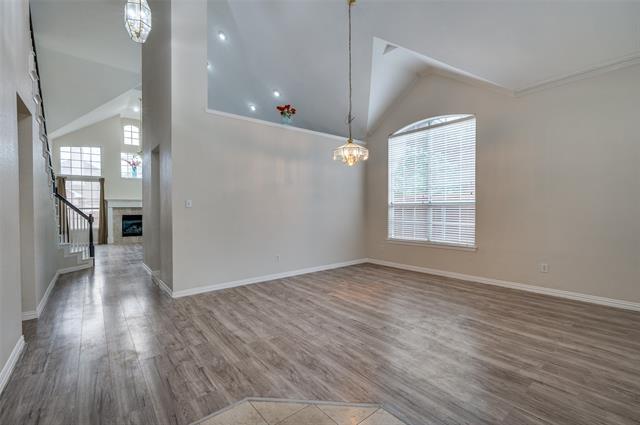 Foto del edificio - 9005 Crown Point Cir