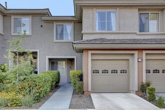 Building Photo - 716 Peachy Canyon Cir