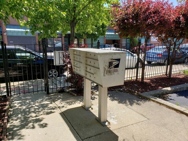 Mailbox - 2140 S China Pl