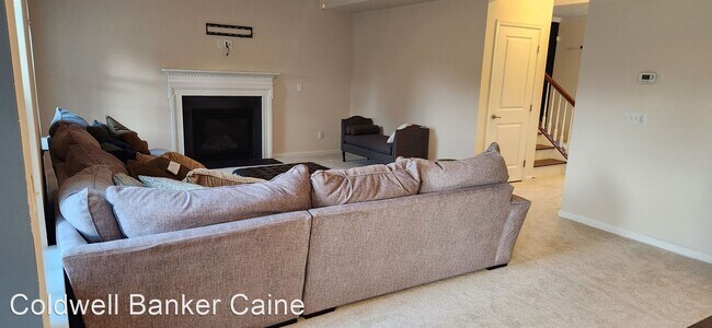 Foto del edificio - 4 br, 2.5 bath House - 225 Sandusky Ln