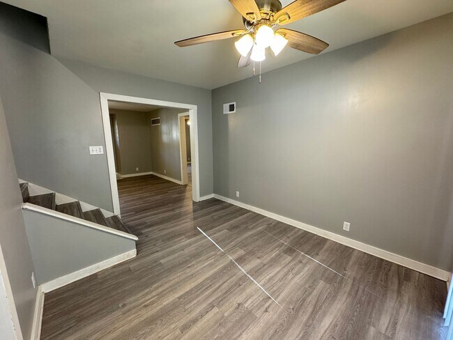 Foto del edificio - short term lease available