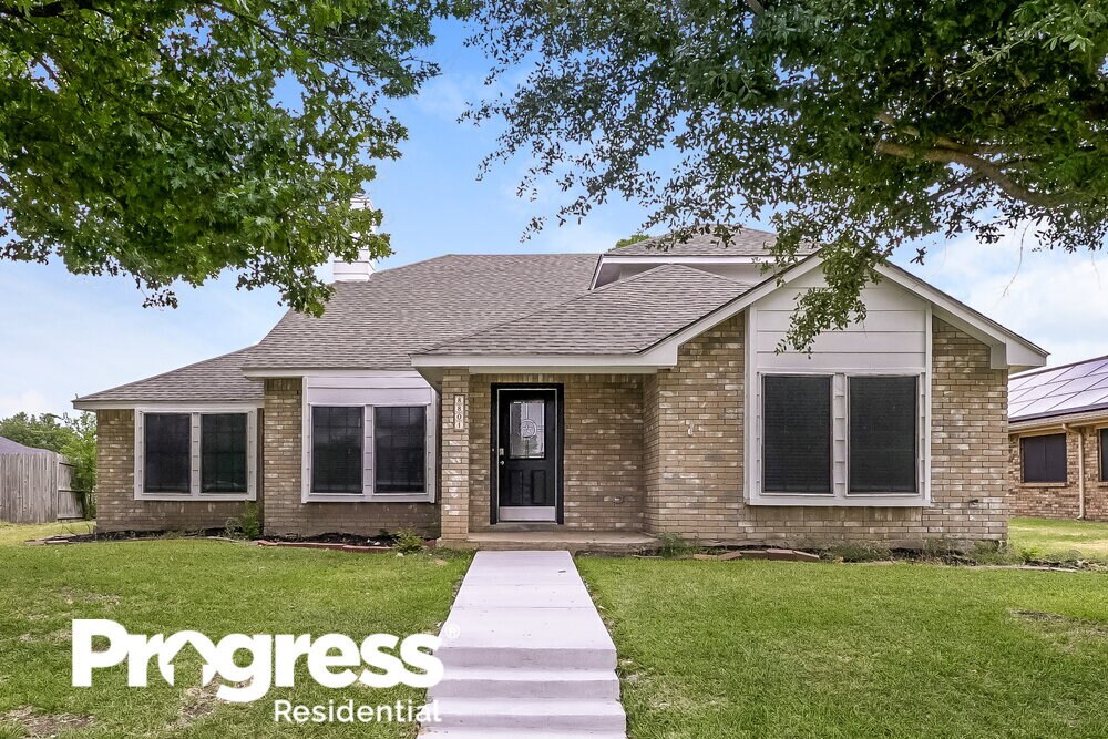 8801 Pine Forest Dr, Rowlett, TX 75088 House Rental in Rowlett, TX