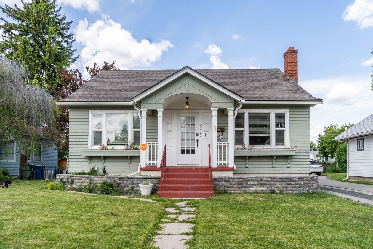 Building Photo - 3 Bed 1 Bath Single Family Home on Spokane...