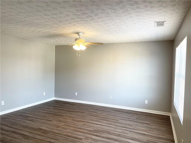 Building Photo - 7748 Bernardo Dr