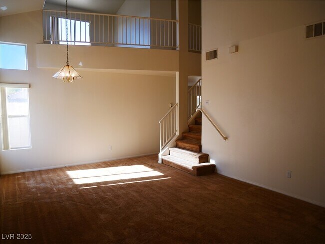 Foto del edificio - 2313 Avery Dr