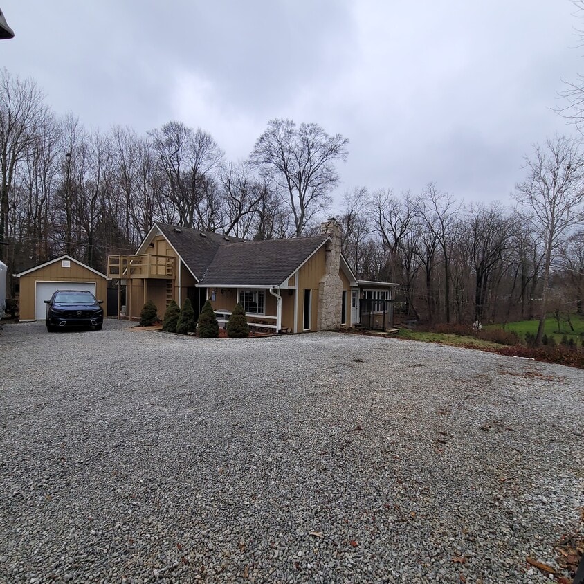 Foto principal - 17 Woodland Dr