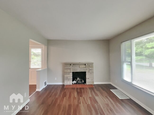 Building Photo - 2532 Cranford Rd