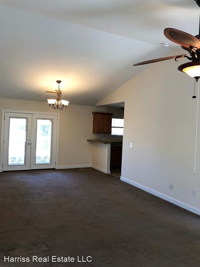 1 br, 1 bath House 122 Oak Ridge Lane House for Rent in Wilmington