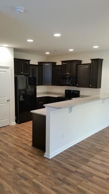 Building Photo - 1209 University Dr