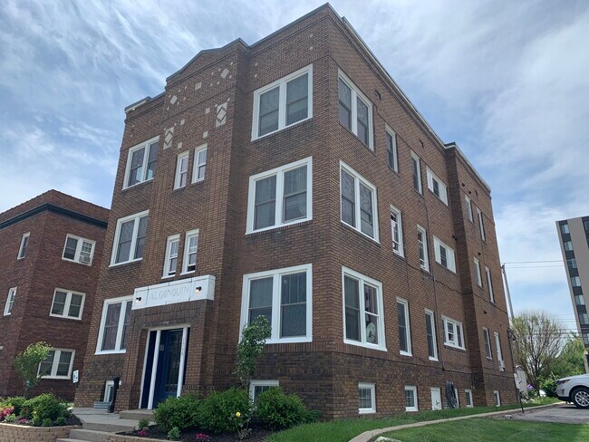 Front Elevation - 519 S 18th St