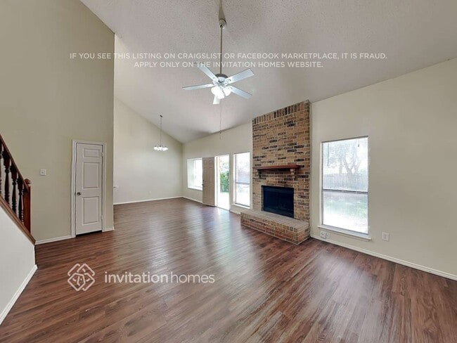 Building Photo - 2541 Rialto Way