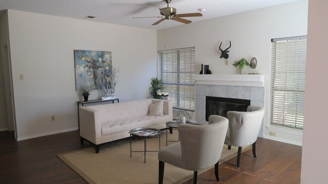 Photo - 2909 Matterhorn Dr House