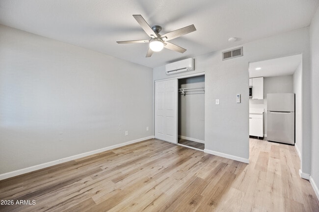 Building Photo - 3025 N 32nd St