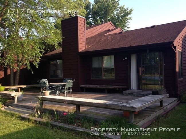 Building Photo - 1717 Devonshire Dr