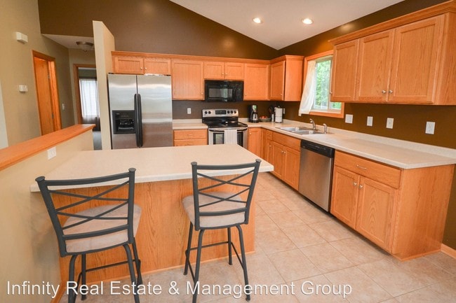 Building Photo - 4 br, 2 bath House - 5379 55th Ave NW