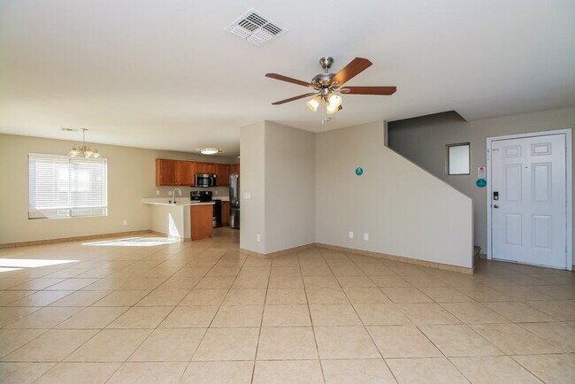 Foto del edificio - 10841 E Carol Ave