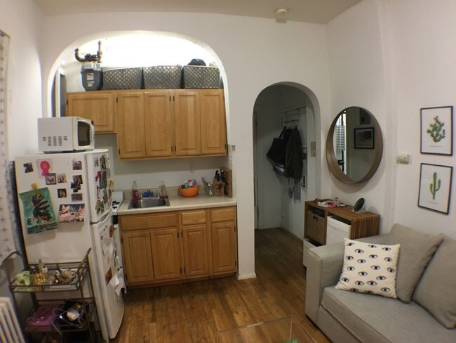 Foto del edificio - 189 W 10th St