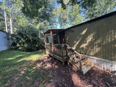 Primary Photo - 219 Cherry Tree Dr