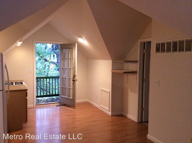 Building Photo - 1 br, 1 bath House - 2104 Fox Ave