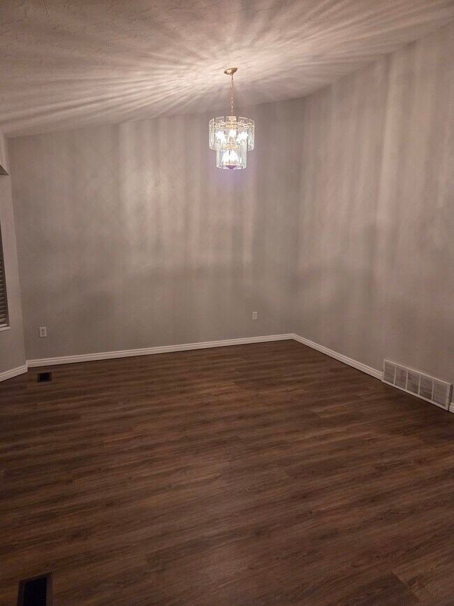 Foto del edificio - 1231 N 1050 W