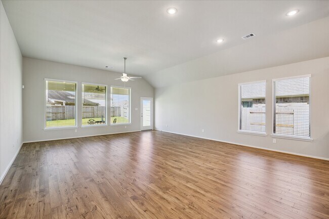 Foto del edificio - 3212 Bright Maple Dr