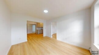 Building Photo - 2432 84th St