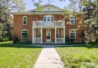 Building Photo - 381 W 150 N