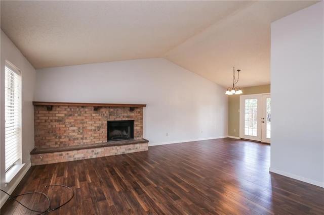 Foto del edificio - 1702 Acorn Dr