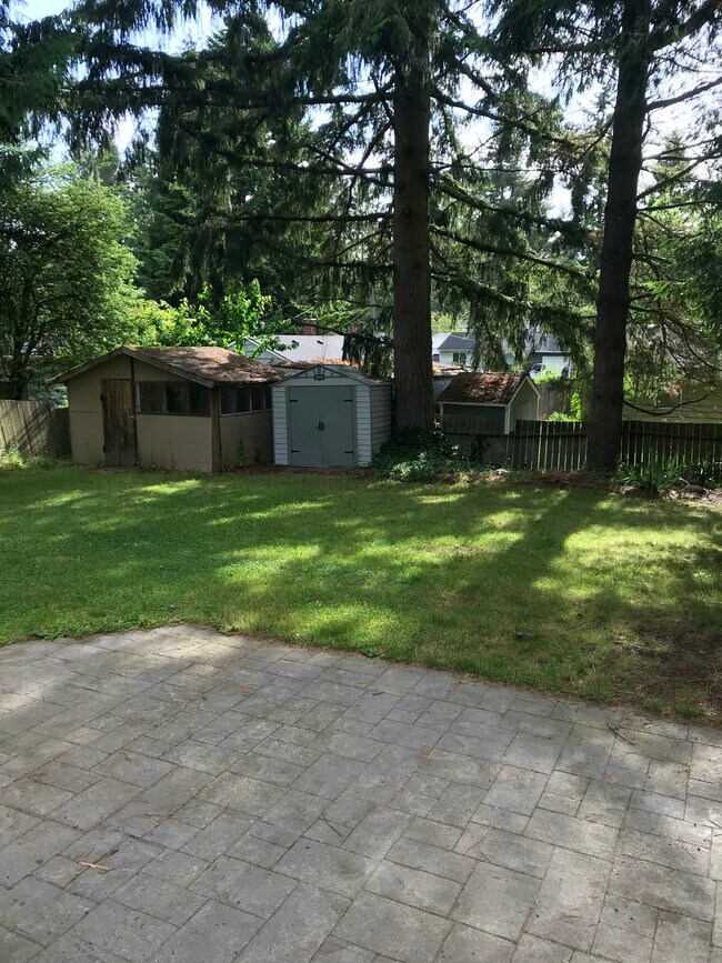 Foto del edificio - 16730 10th Ave NE
