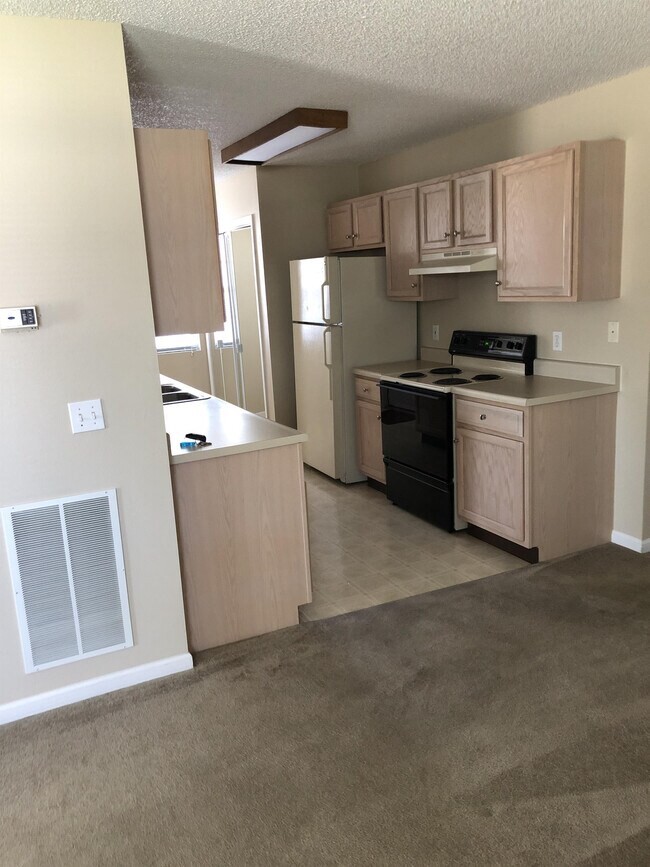 Building Photo - 3009 Bluff Ridge Dr