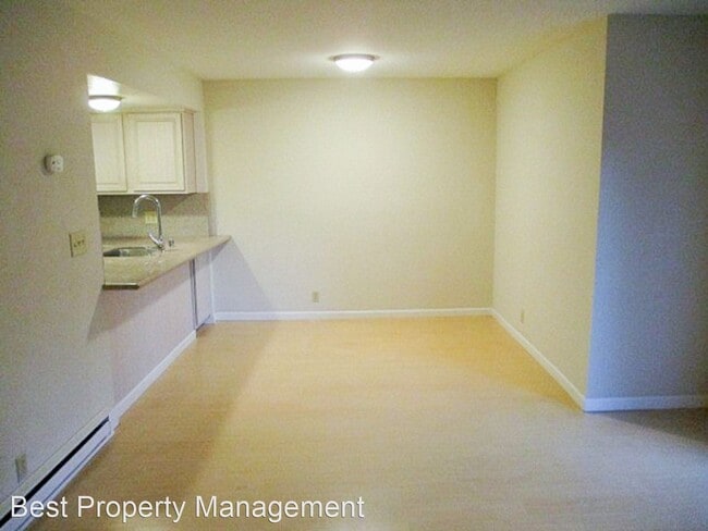 Building Photo - 2 br, 2.5 bath House - 40620 High St,