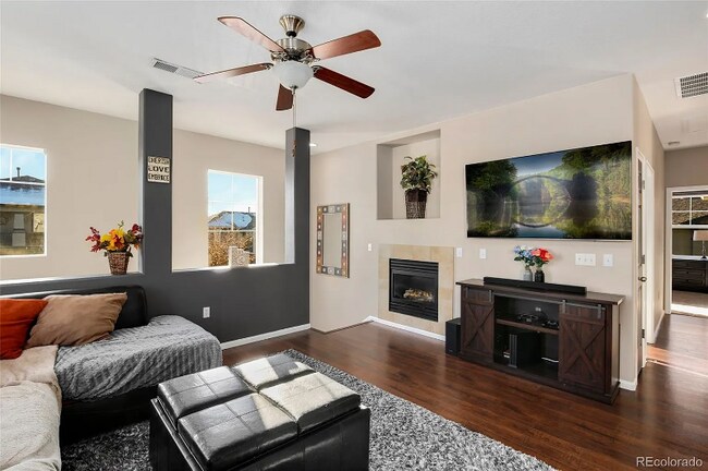 Foto del edificio - 13010 Grant Cir W