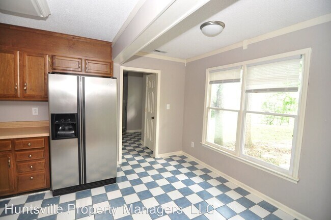 Foto del edificio - 3 br, 2.5 bath House - 16003 Deaton Dr. SE