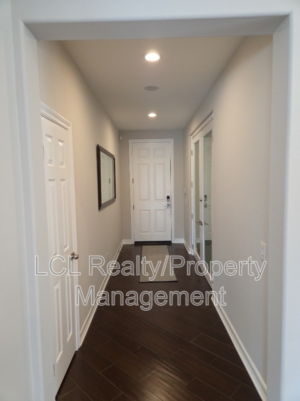 Foto del edificio - 3491 Tallgrass Ct