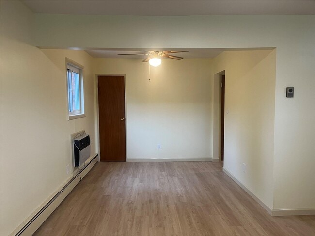 Building Photo - 7 Star Ln