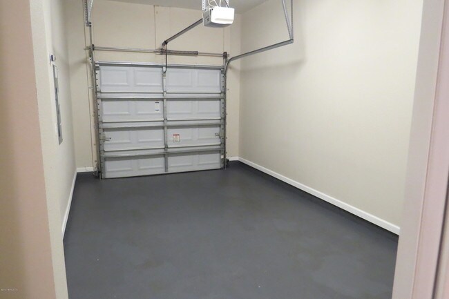 Foto del edificio - 9410 Osprey Branch Trail