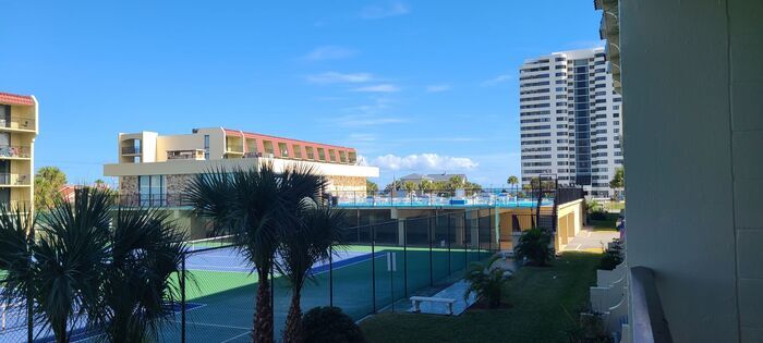 Foto principal - Vacation Rental - 30 Day min across From D...