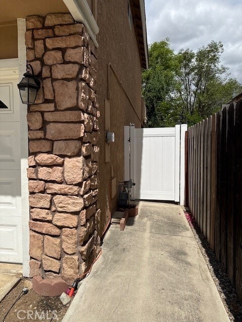 Foto del edificio - 6594 Montresor Pl