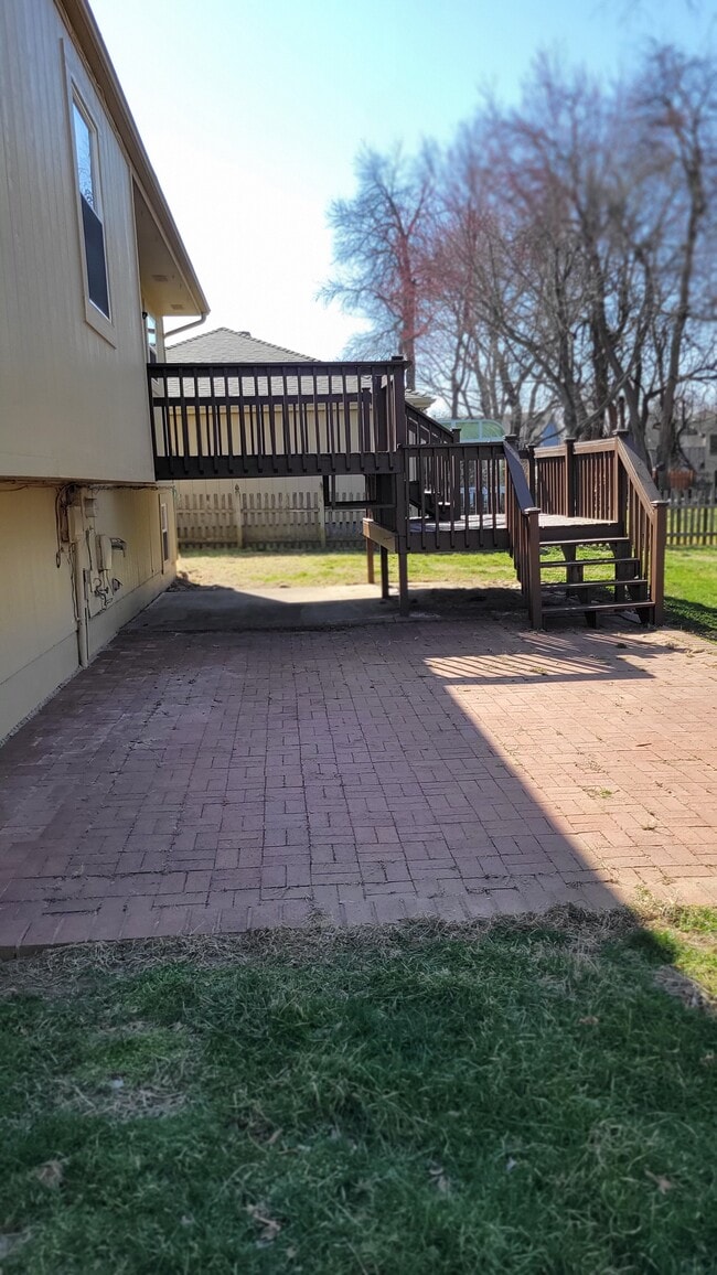 Foto del edificio - 916 NE Bristol Dr